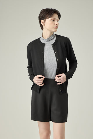 Classic Crewneck Cardigan _ Black