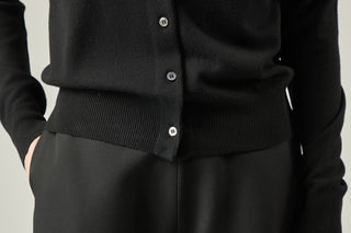 Classic Crewneck Cardigan _ Black