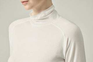 Essential High-neck _ Off white
