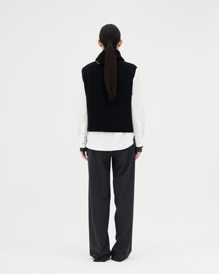 Turtleneck Vest _ Black