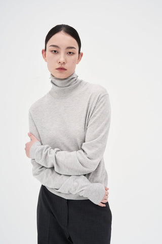 Wool Turtleneck Knit _ Light Grey