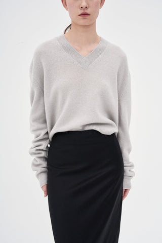 V-neck Knit _ Light Grey
